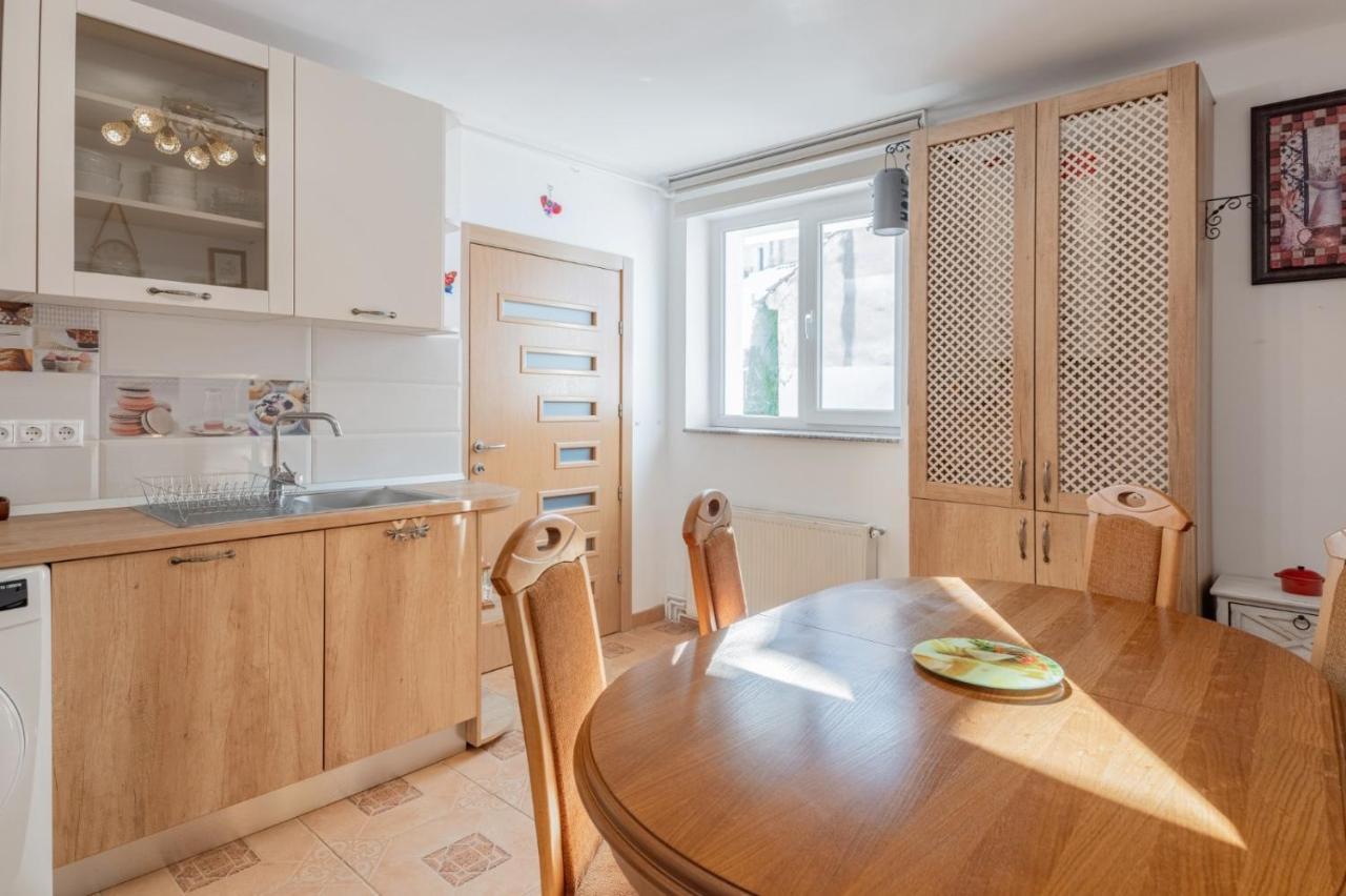Brasov Centrul Vechi - 67Sqm - 2Min To Counsel Square Apartment Екстериор снимка