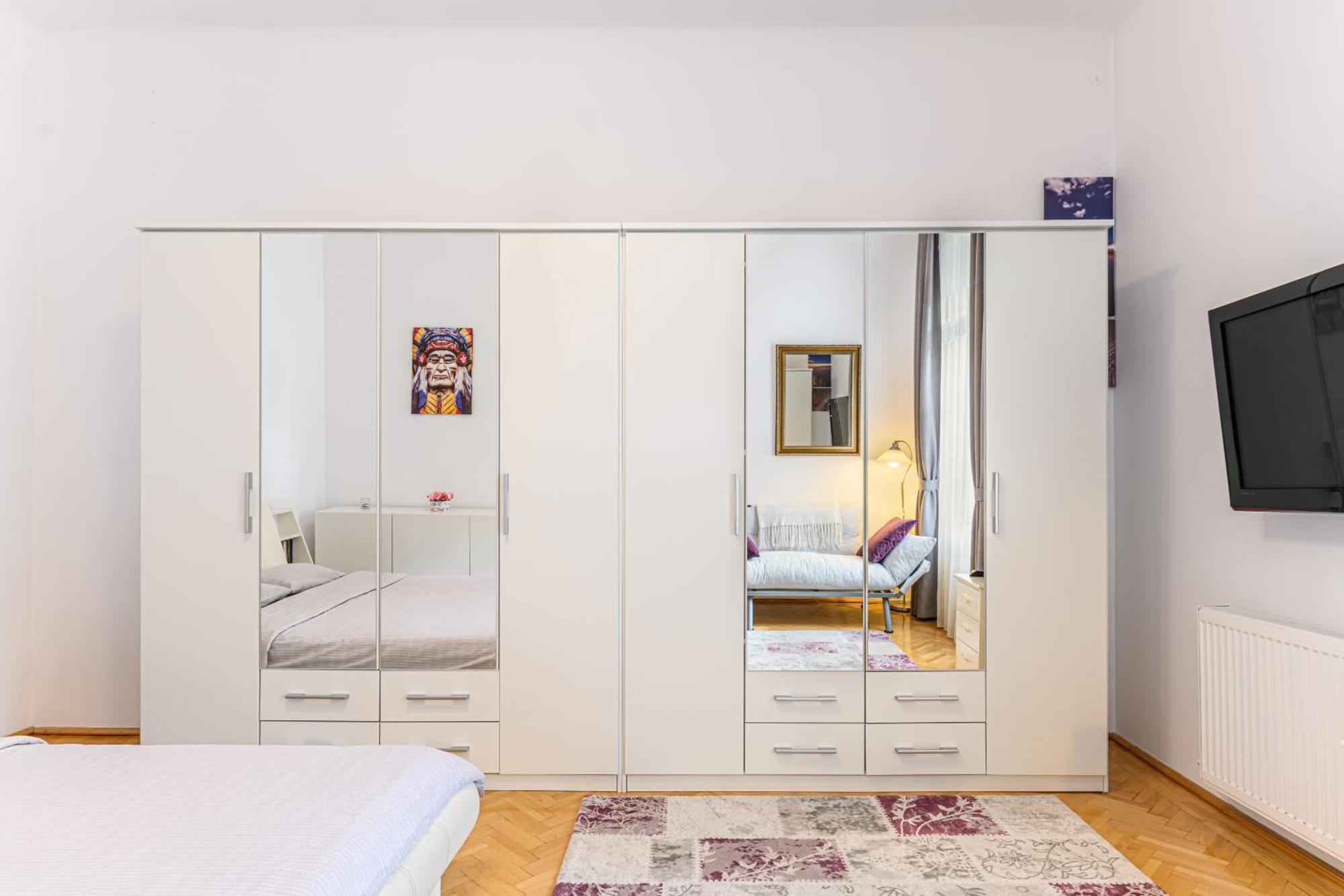 Brasov Centrul Vechi - 67Sqm - 2Min To Counsel Square Apartment Екстериор снимка