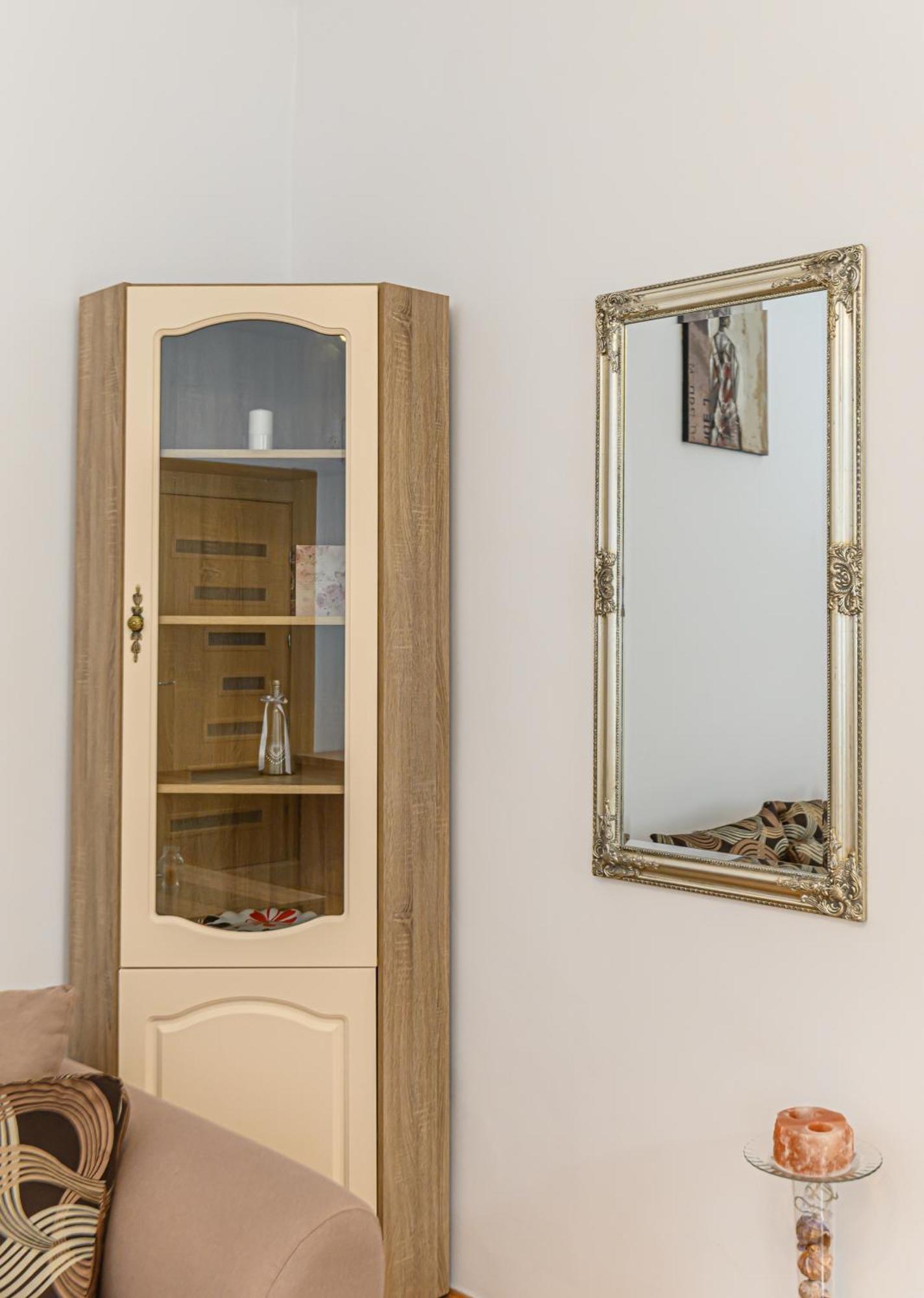 Brasov Centrul Vechi - 67Sqm - 2Min To Counsel Square Apartment Екстериор снимка