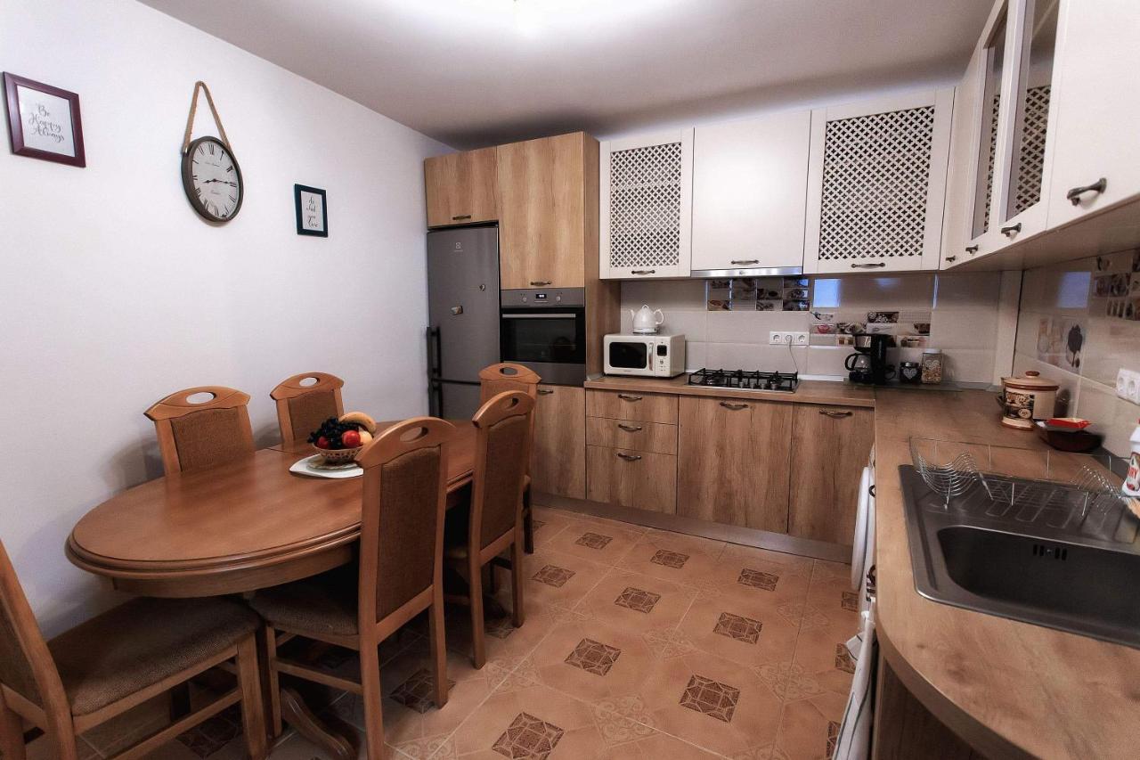 Brasov Centrul Vechi - 67Sqm - 2Min To Counsel Square Apartment Екстериор снимка