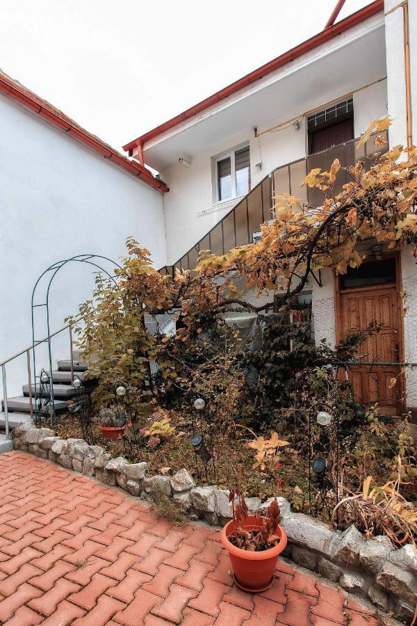 Brasov Centrul Vechi - 67Sqm - 2Min To Counsel Square Apartment Екстериор снимка
