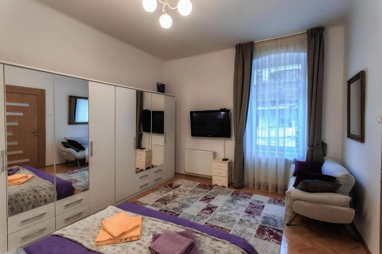 Brasov Centrul Vechi - 67Sqm - 2Min To Counsel Square Apartment Екстериор снимка